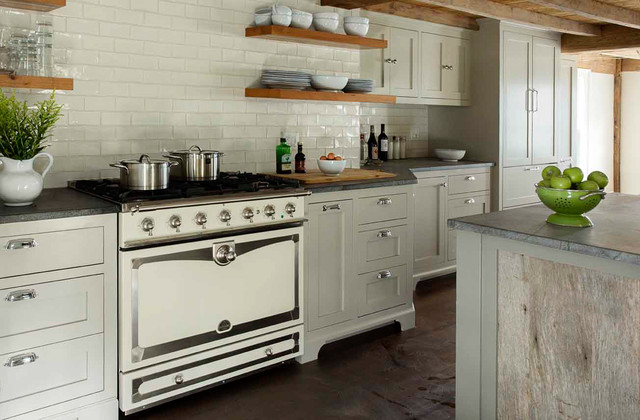 洋書 Country Kitchens Crate & Barrel's Fall French Country Kitchen Modern Elegance