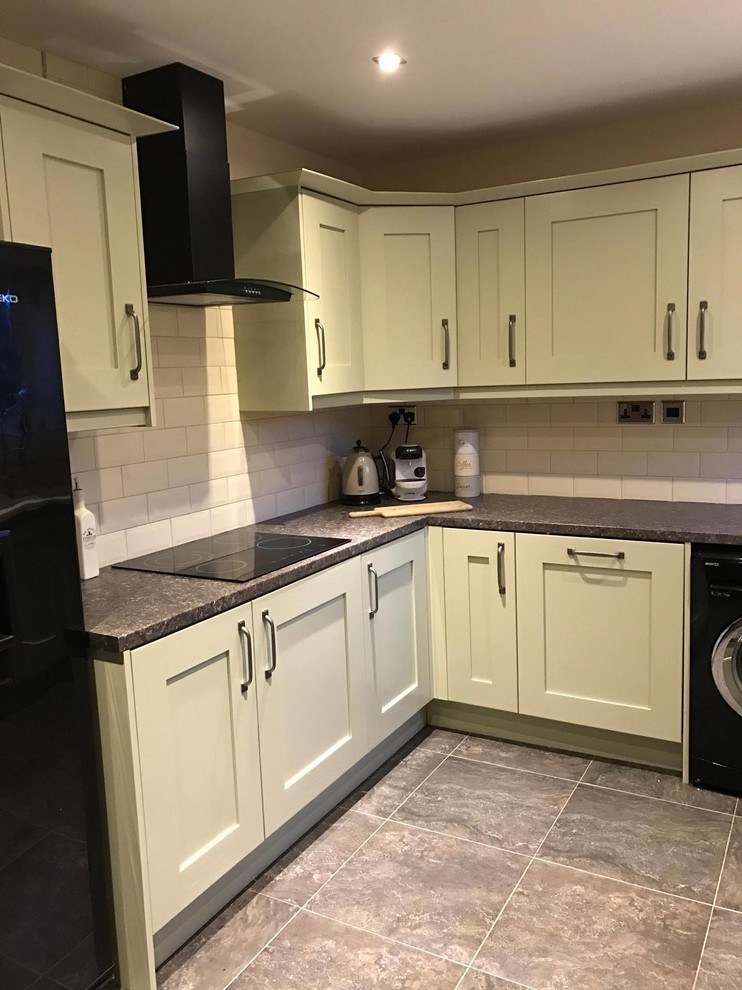 An Innova Norton Alabaster Shaker Kitchen - Real Customer Kitchens ...