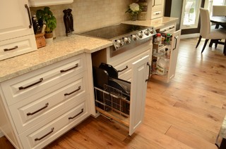 Anne S Kitchen Reno Transitional Kitchen Toronto By La Cuisine Kitchen Cabinets Inc