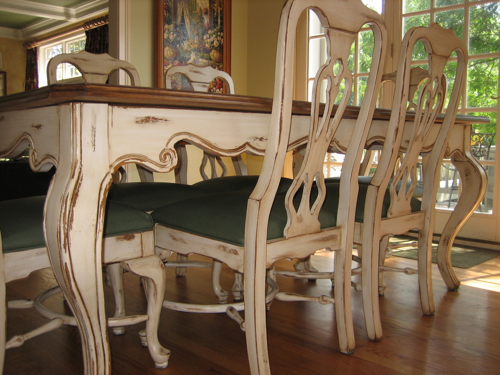 antiqued and distressed kitchen table and chairs Rustic Kitchen
