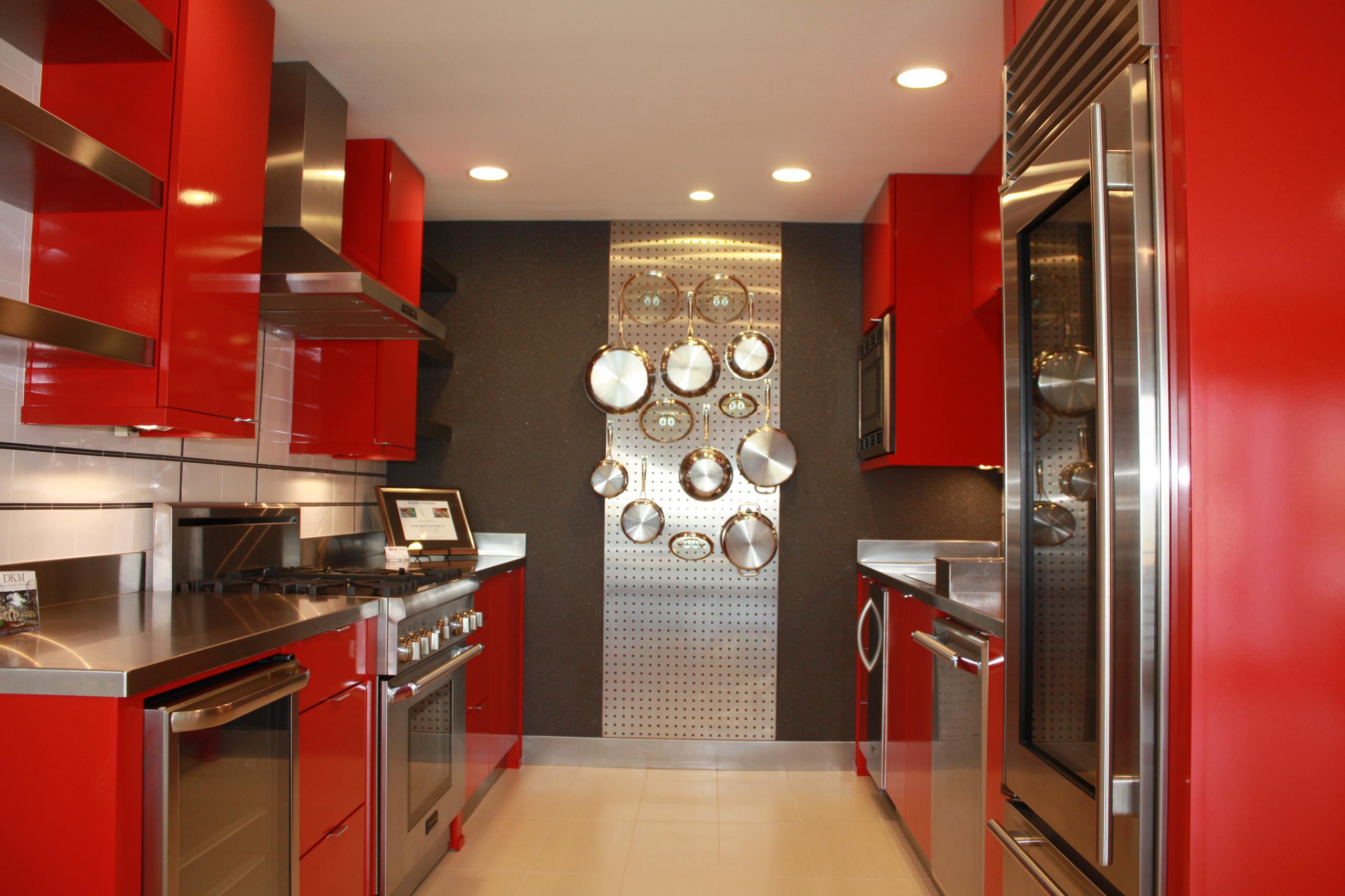 75 Red Kitchen with Black Appliances Ideas You'll Love - January, 2024