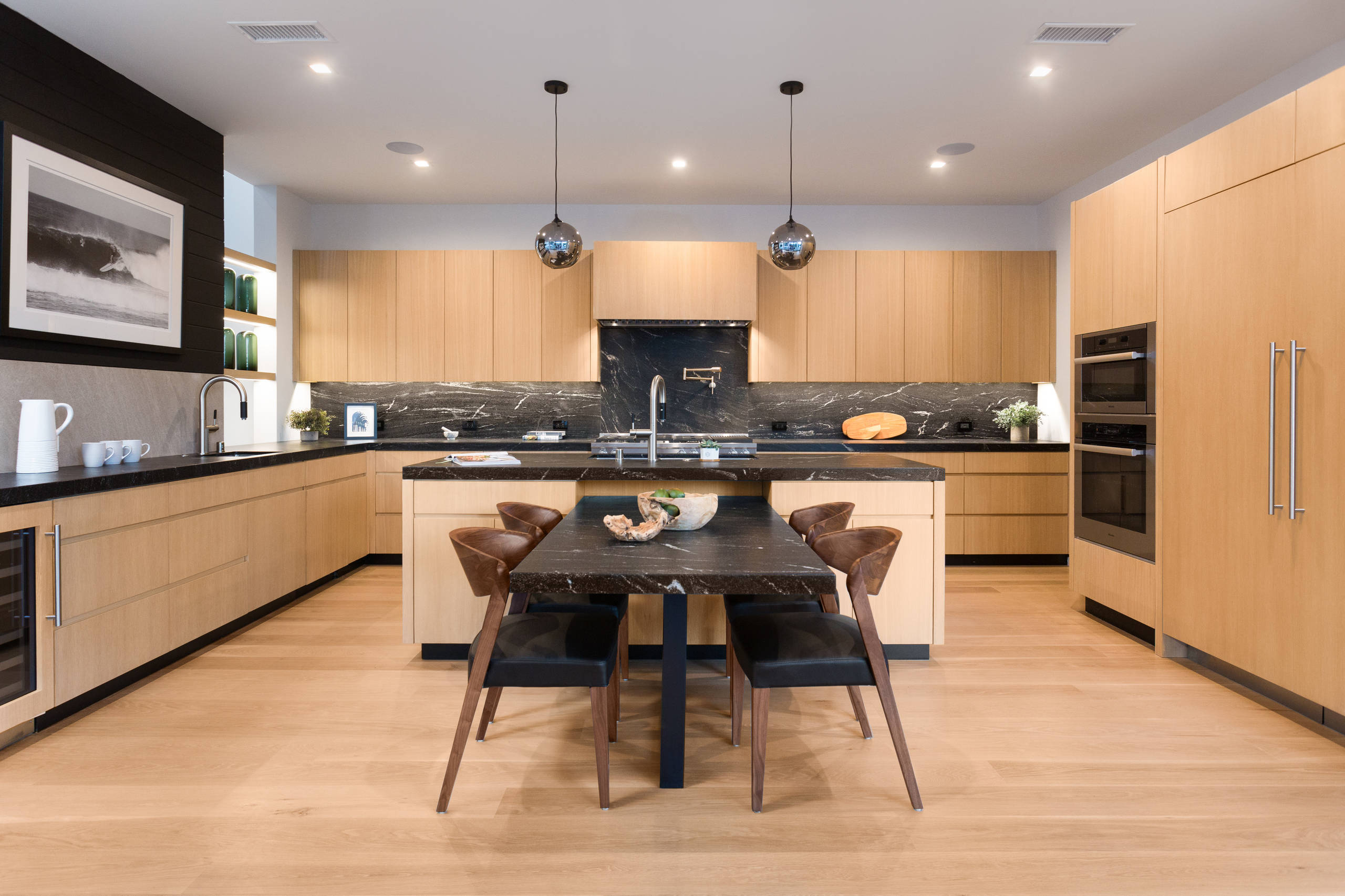 Kitchen With Black Countertops And Wood Cabinets Things In The Kitchen   Appleton Way Peters Architecture Img~ca918b590b454a66 14 8823 1 0b79edd 