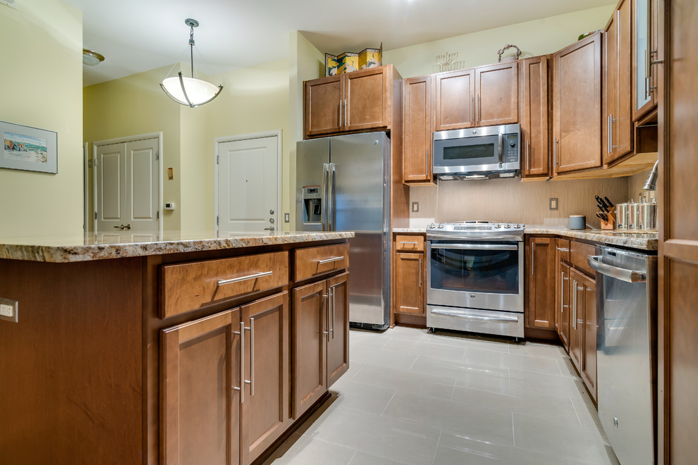 Arlington Courthouse Condo Transitional Kitchen DC Metro by Bray & Scarff Houzz