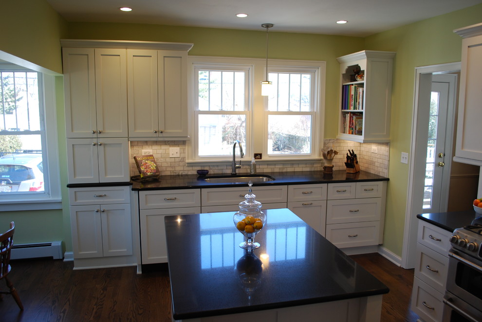 Arlington Heights White Painted Kitchen by Sauer Kitchen Solutions