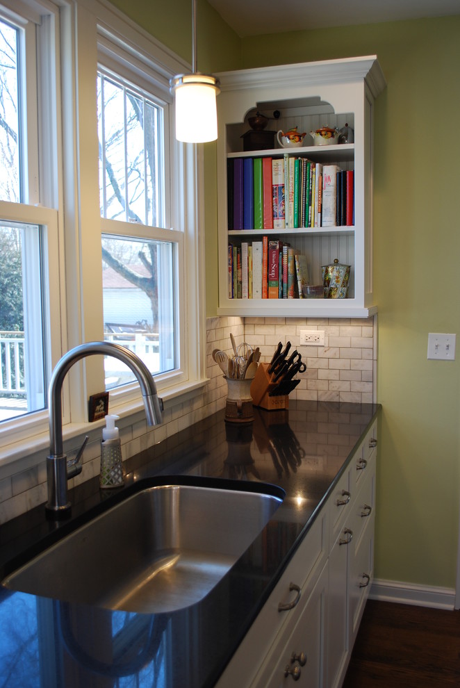 Arlington Heights White Painted Kitchen by Sauer Kitchen Solutions