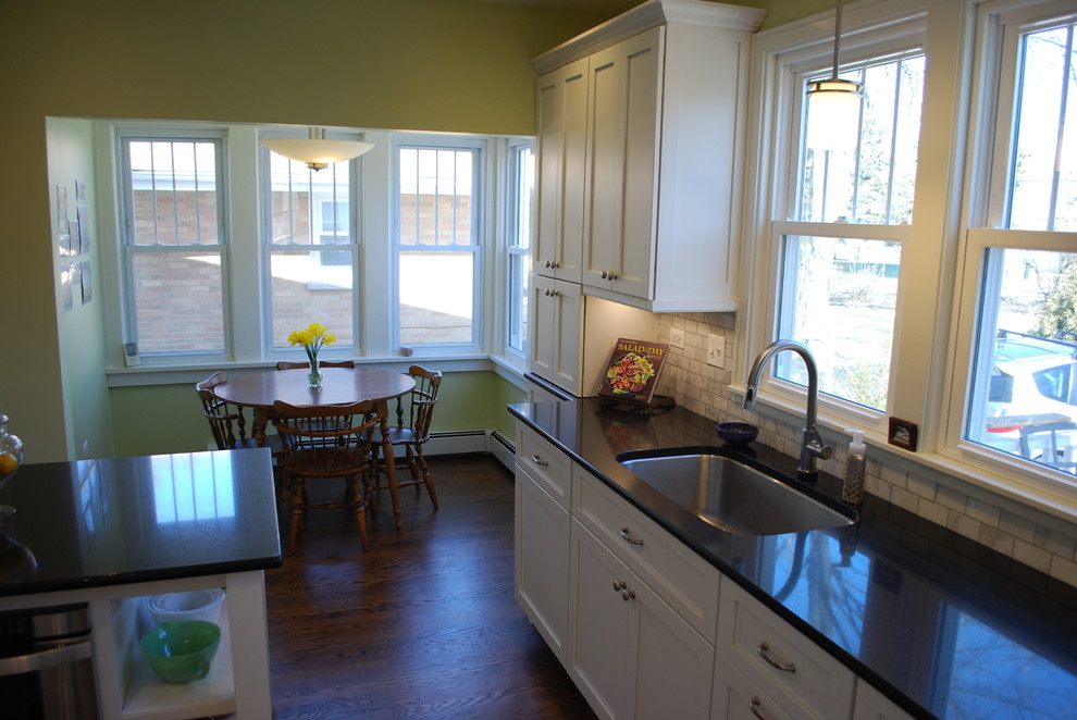 Arlington Heights White Painted Kitchen by Sauer Kitchen Solutions
