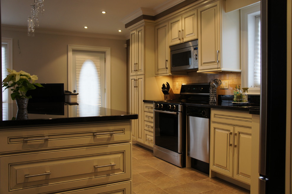 Armstrong Kitchen All wood Contemporary Kitchen