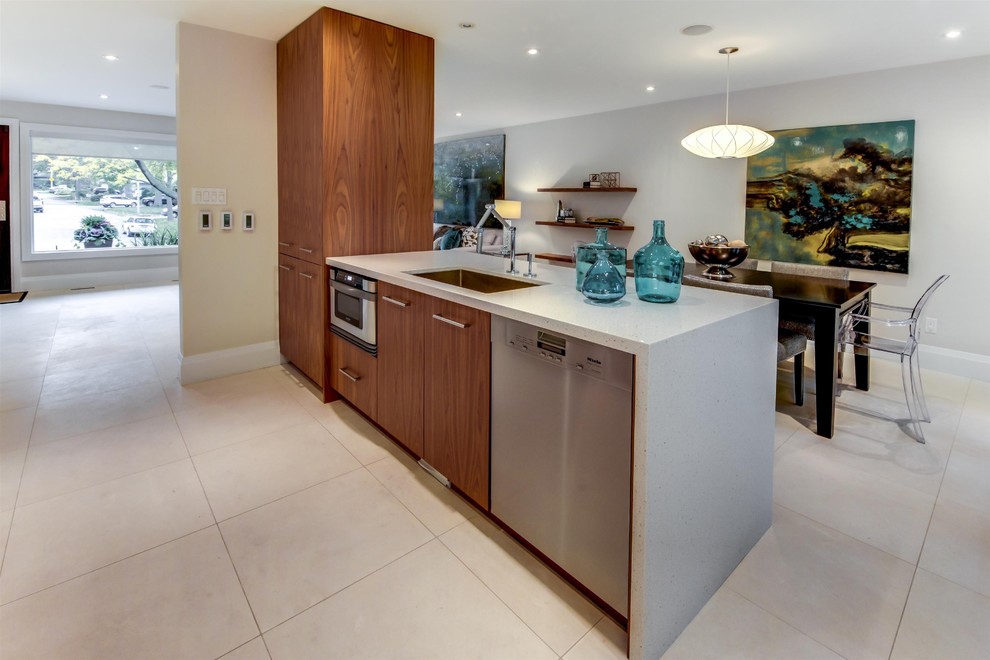 Ashford Project, Etobicoke ON (Princess Margaret) Modern Kitchen