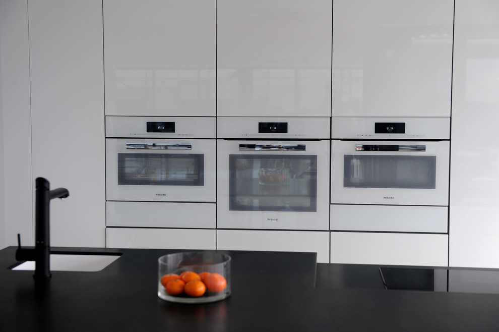 Ashley Ann Fusion Mirror Gloss White Modern Kitchen Glasgow by