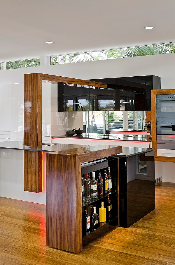 Inspiration for a modern kitchen remodel in Brisbane