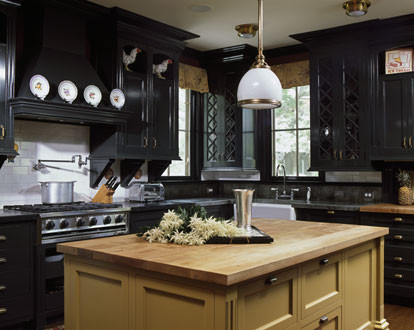 Design ideas for a traditional kitchen in Bridgeport with black cabinets.