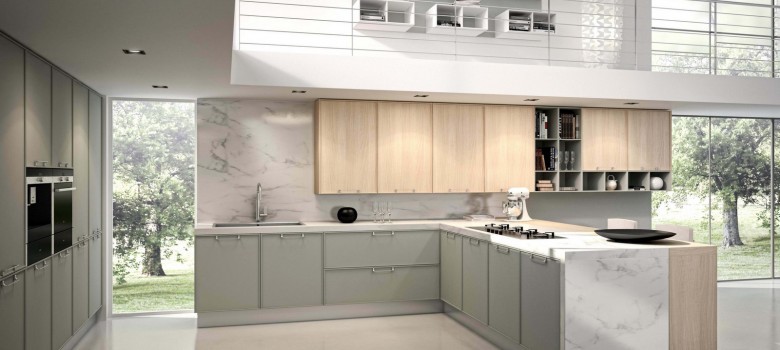 Diseño de cocina comedor actual con armarios con paneles con relieve y puertas de armario verdes
