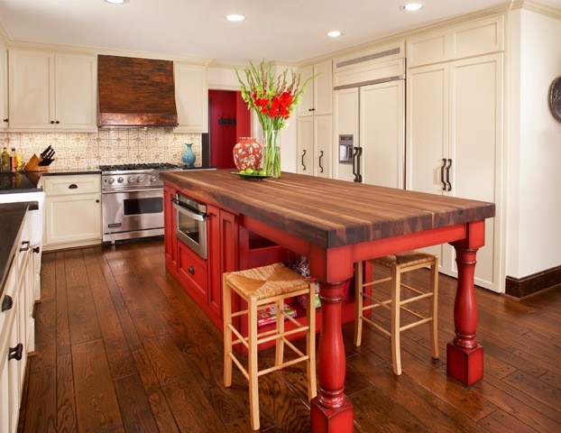 Kitchen of the Week: Bold Texas