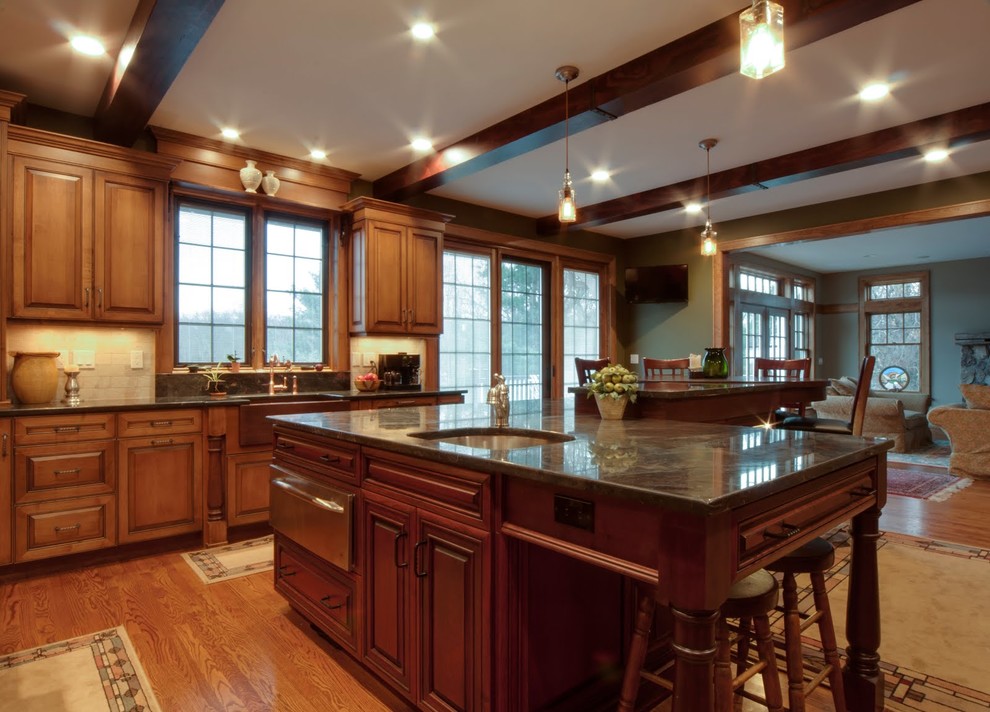 Traditional kitchen in New York.