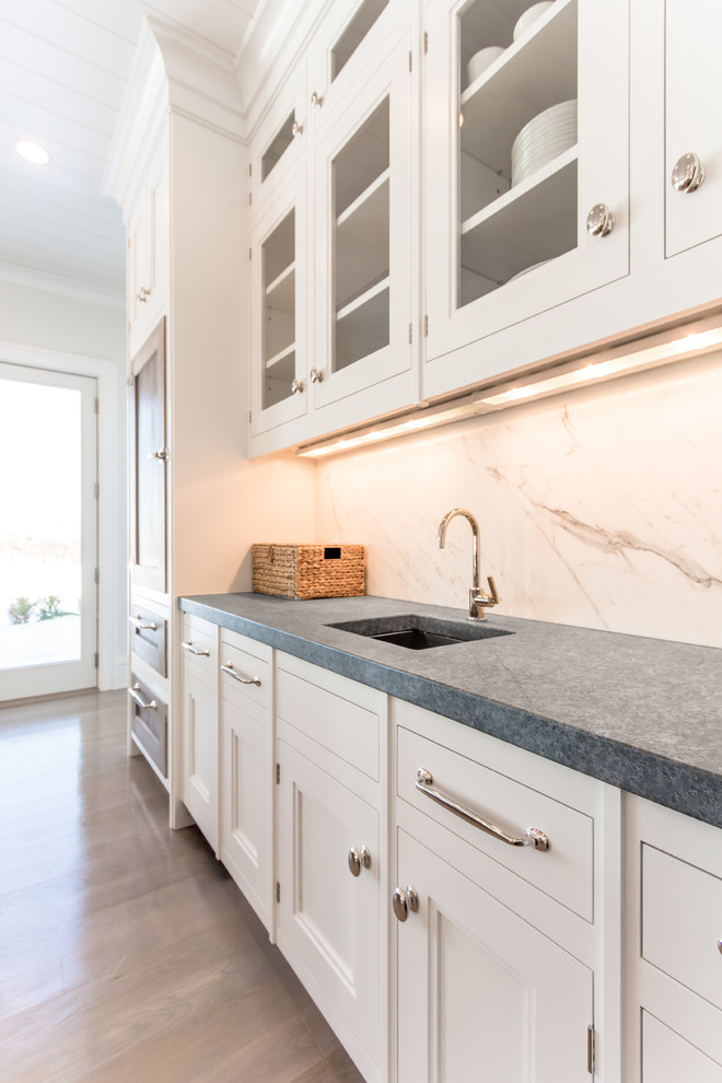 Bakes & Kropp Bridgehampton Driftwood Dream Kitchen Beach Style