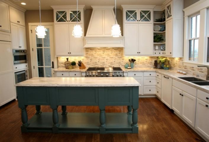 Design ideas for a country kitchen in Louisville.