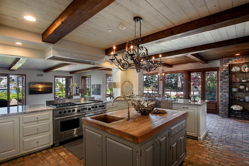 Tuscan kitchen photo in Orange County
