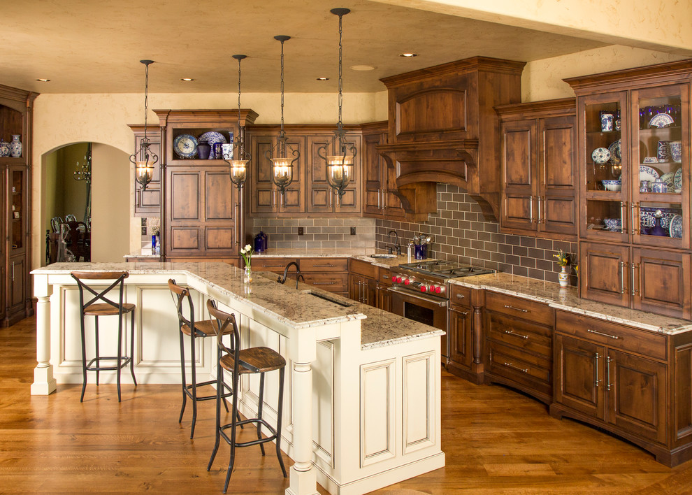 Beaded inset Traditional Kitchen Kansas City by Wende