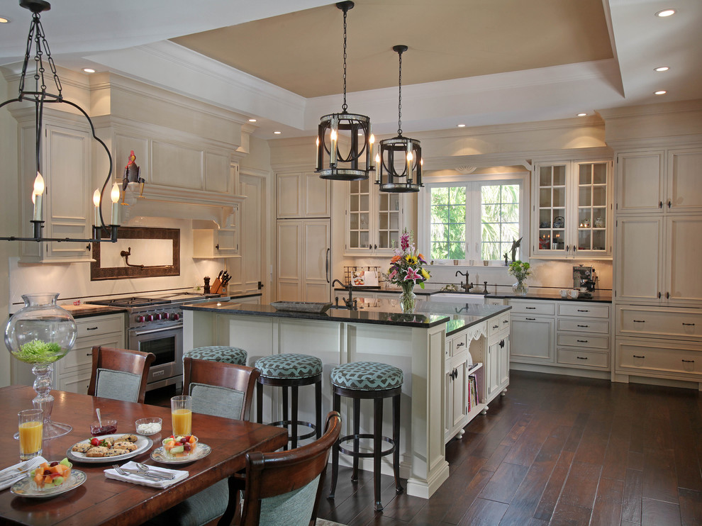 Beaded Inset Traditional Kitchen - Traditional - Kitchen - Tampa - by ...