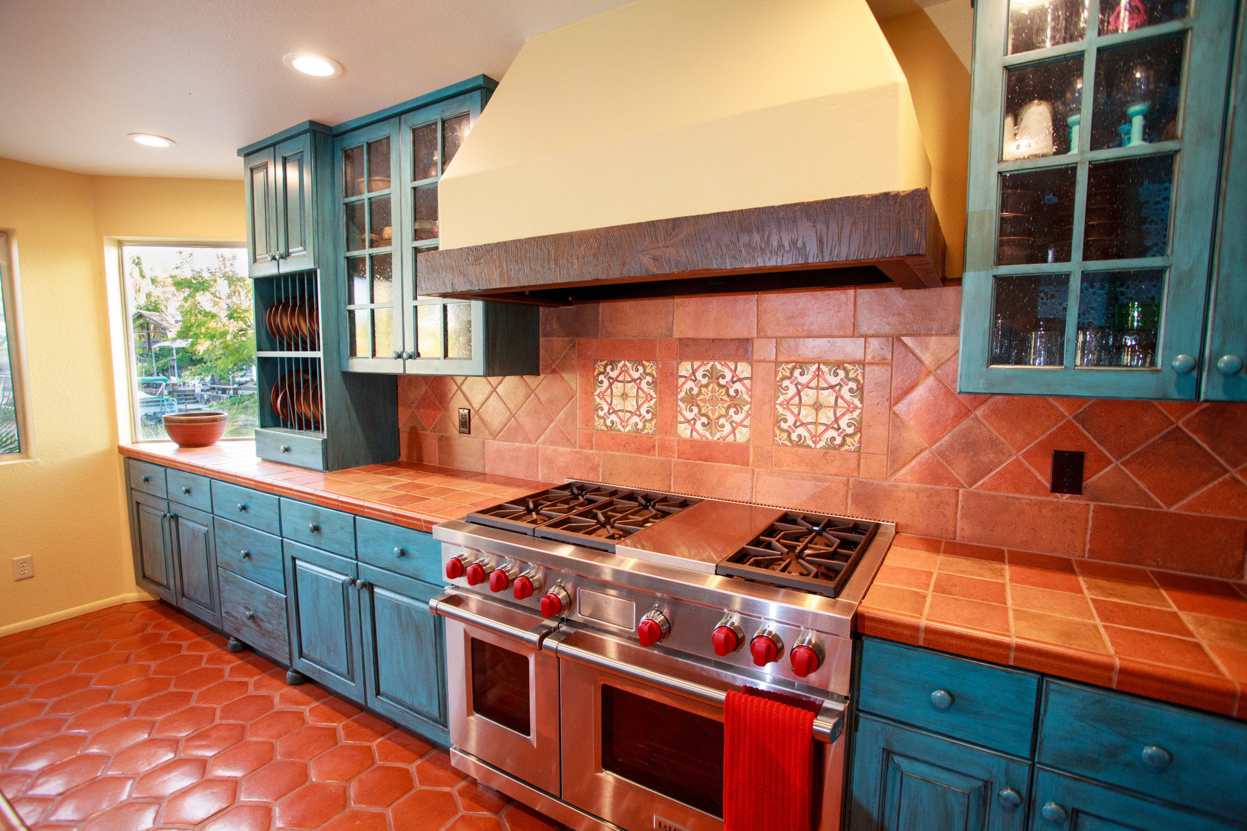 Ideas para cocinas | Fotos de cocinas rústicas con encimera de azulejos -  Octubre 2022 | Houzz ES