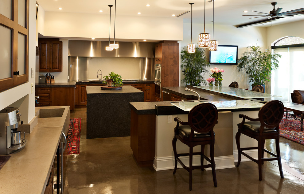 Photo of a contemporary kitchen in Tampa.