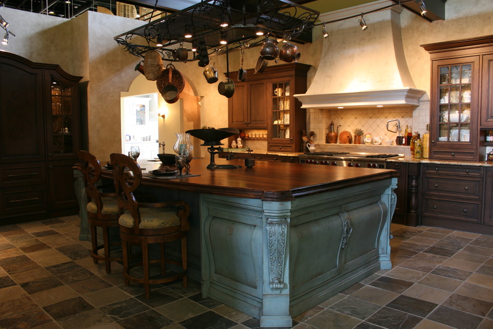 Beautiful Kitchen by Dream Kitchens, Madison WI - Traditional - Kitchen ...