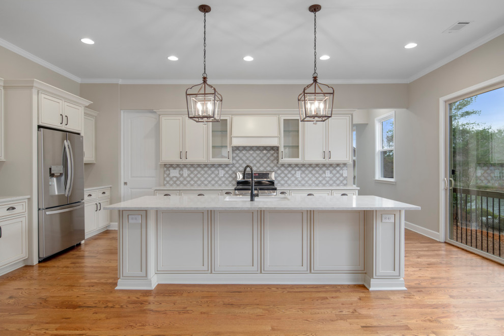 Bent Tree Jasper Mansion in the mountains Transitional Kitchen