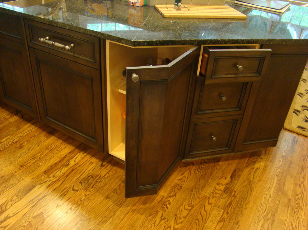 Bernard Kitchen Traditional Kitchen Atlanta by The Furniture