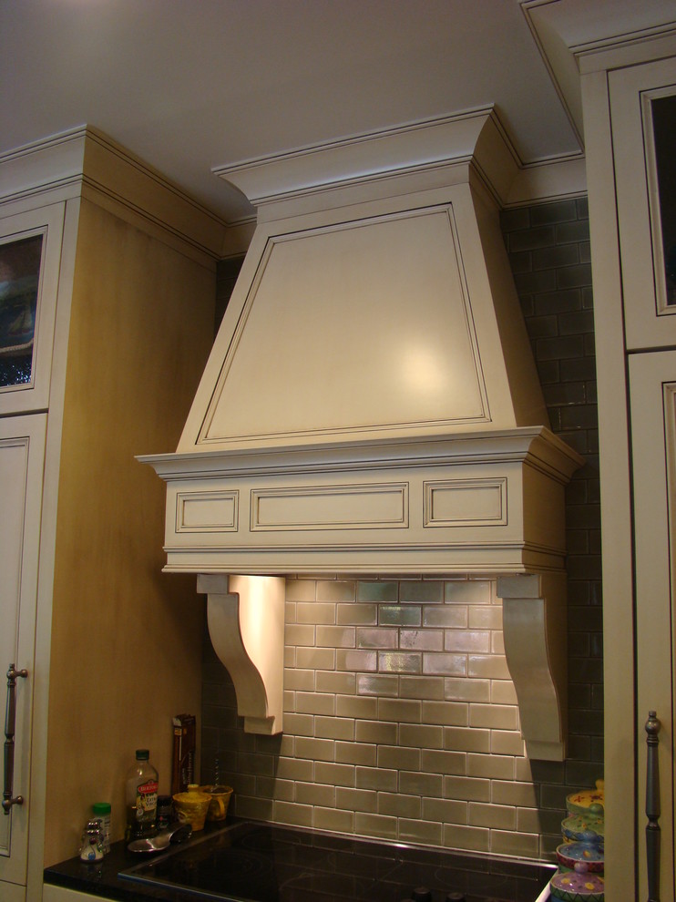 Bernard Kitchen Traditional Kitchen Atlanta by The Furniture