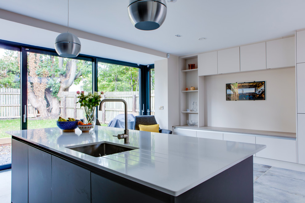 BeSpace Kitchens Modern Kitchen Dublin by Paul O'Connell