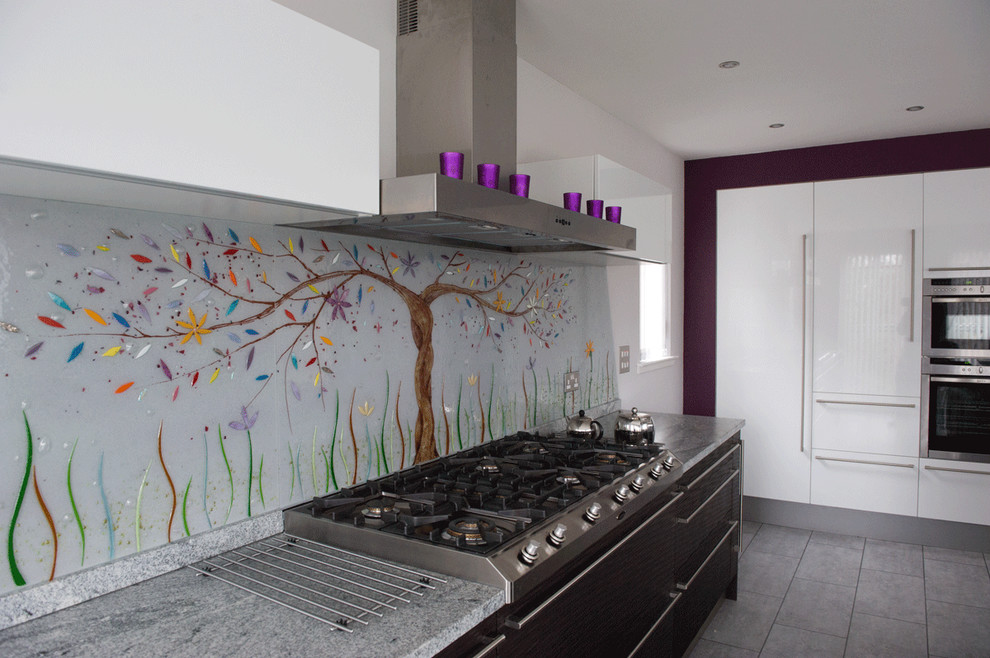 Bespoke Fused Glass Kitchen Splashback in Almondbank, Perthshire