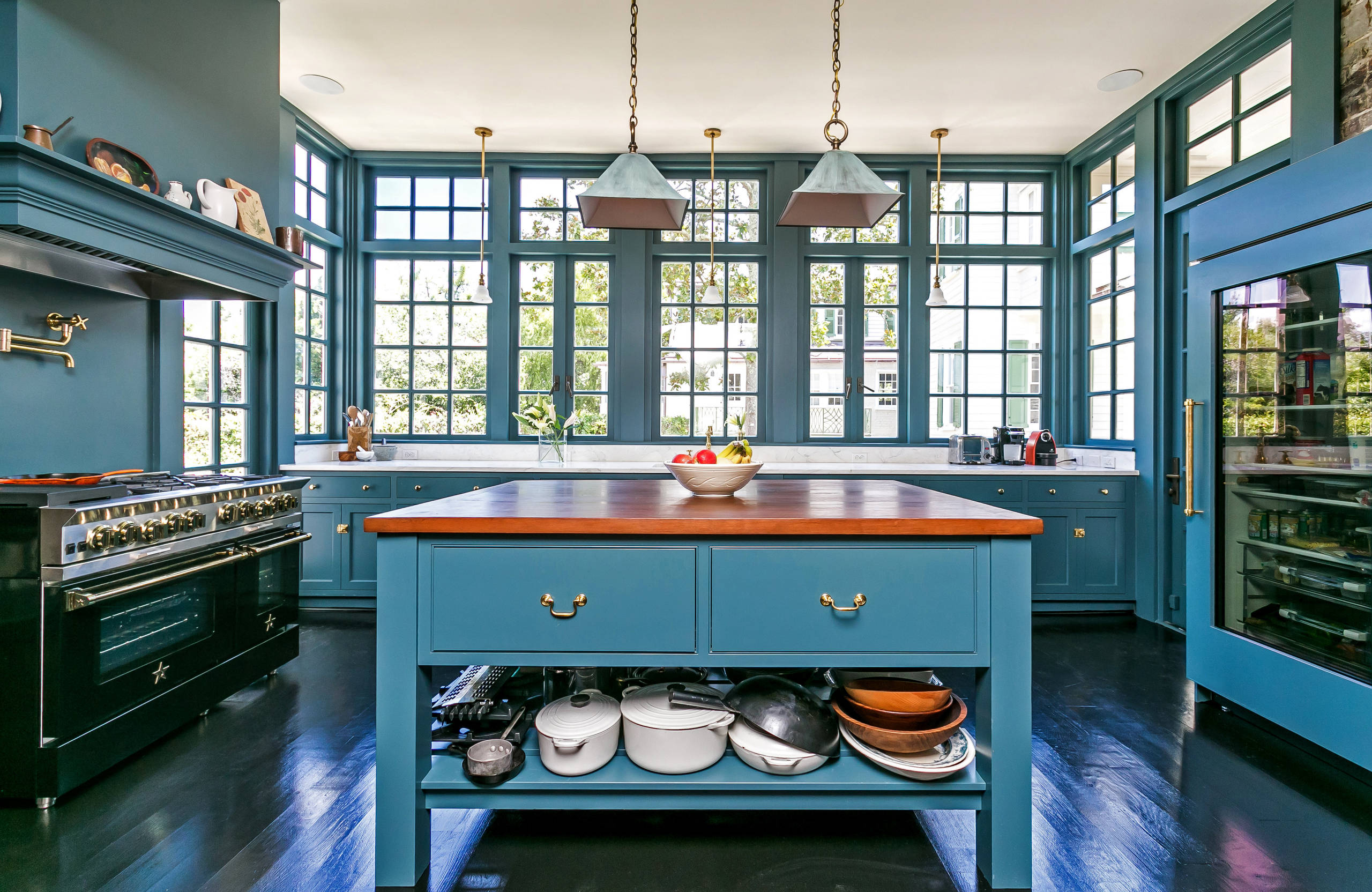 Sage green kitchen with shaker cabinets in a renovated 1880s house,  Minneapolis, Minnesota [2500x1667] : r/RoomPorn