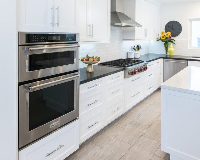 Beverly Hills Kitchen Classique Chic Cuisine Los Angeles par