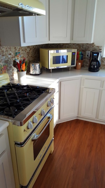 Big Chill Retro Microwave Kitchen Other By Big Chill Houzz Nz