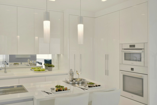 Contemporary Kitchen Design - Bilotta Kitchen & Home, NY