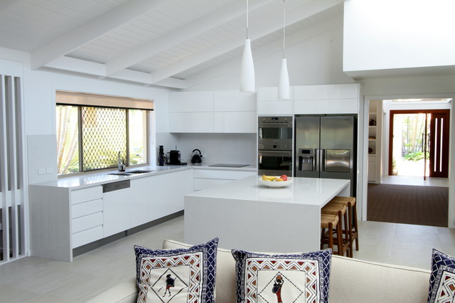 Birkdale - Contemporary - Kitchen - Brisbane - by J&E ...