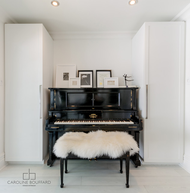 BlackAndWhite Family Home, SouthShore Montreal Transitional