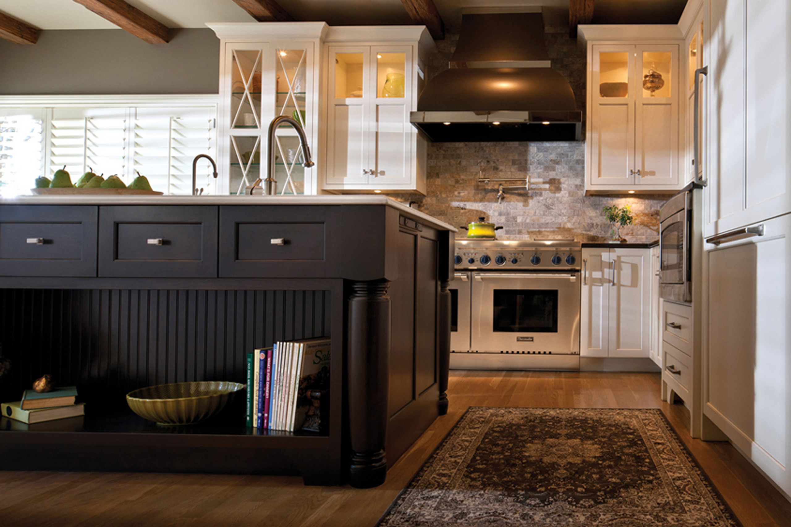 Black White Kitchen From Dura Supreme Cabinetry Is Destined To Be A Classis Traditional Kitchen Raleigh By Dura Supreme Cabinetry Houzz