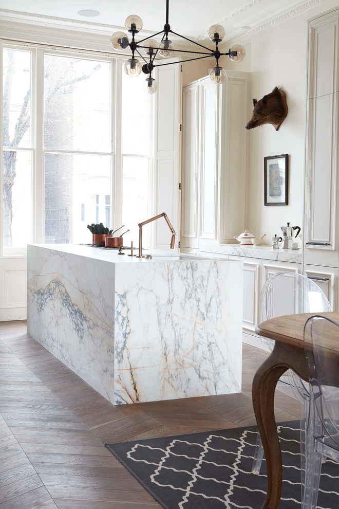 Transitional kitchen photo in London