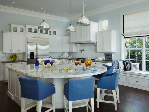 Curved kitchen island