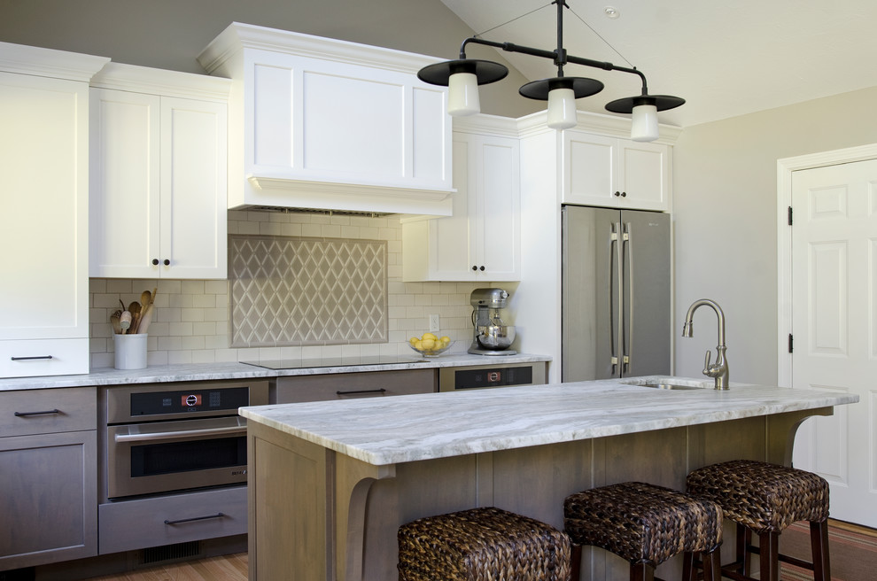 Kitchen - transitional kitchen idea in Portland Maine