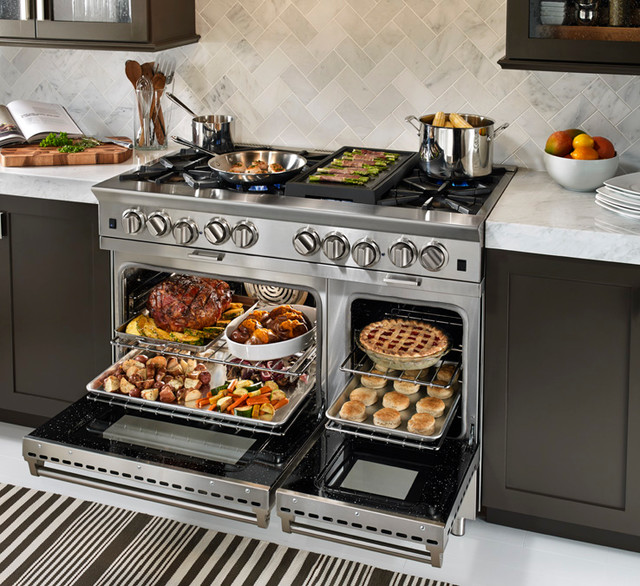 BlueStar Platinum Series: Extra Large Oven Capacity - Modern - Kitchen -  Philadelphia - by BlueStar