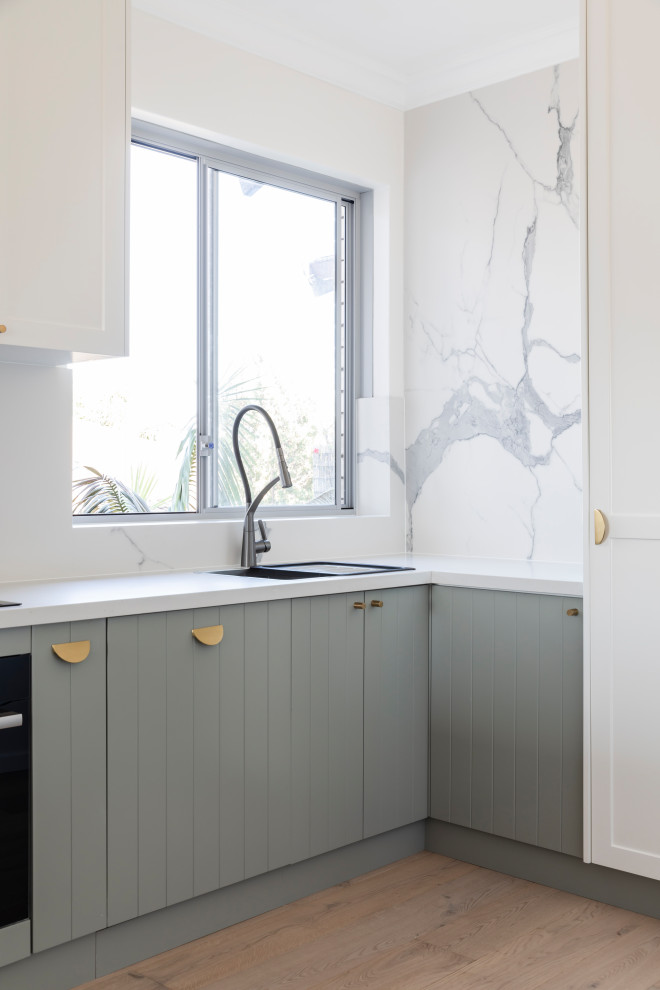 Bondi Project - Beach Style - Kitchen - Sydney - by Blue Tea Kitchens ...