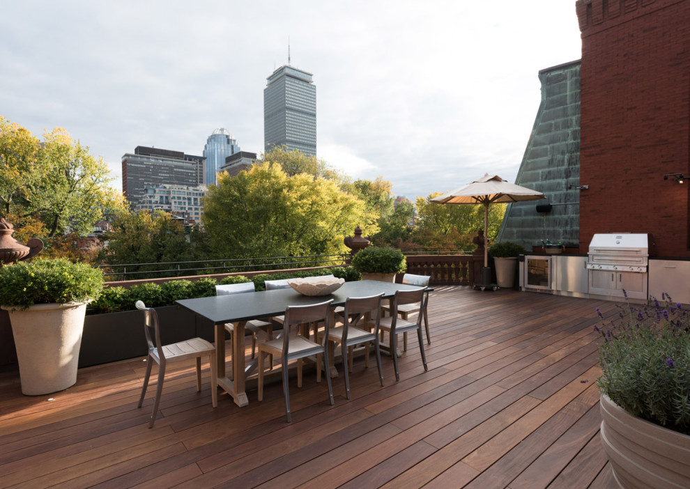 Mittelgroße Moderne Terrasse in Boston