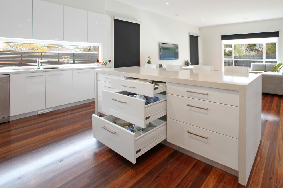 Contemporary kitchen in Melbourne.