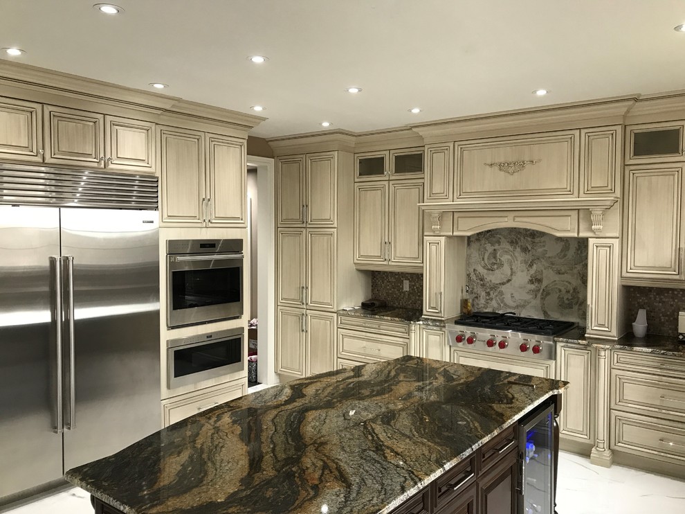 Brampton Custom Kitchen Traditional Kitchen Toronto by Edge