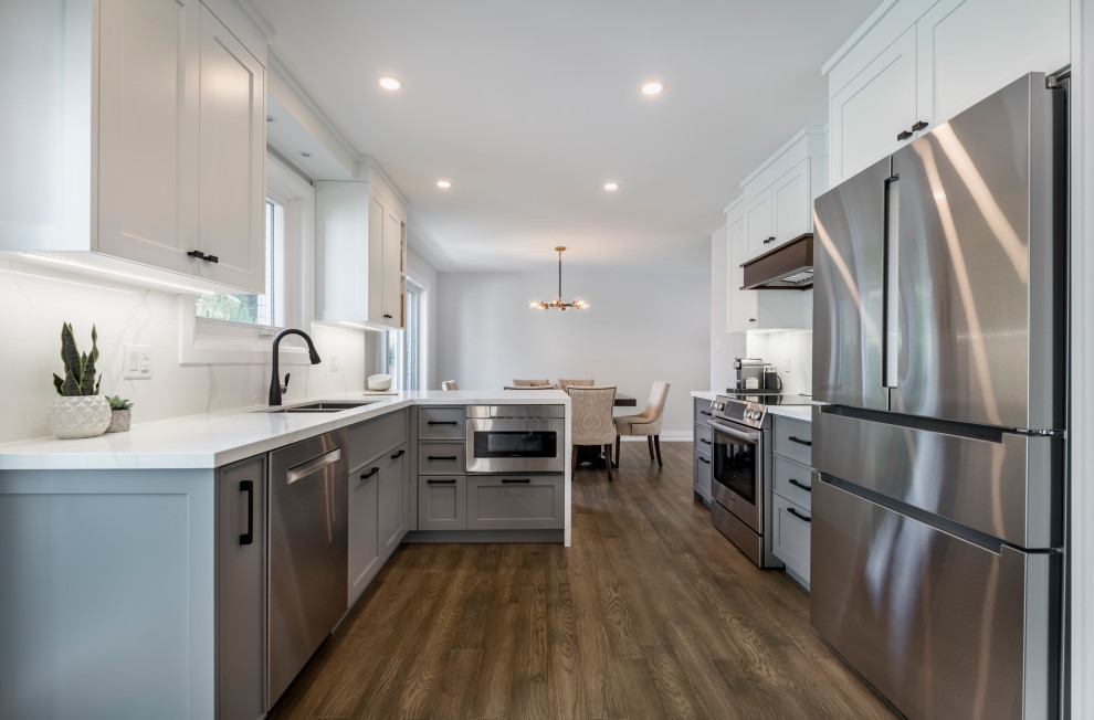 Brampton Kitchen Renovation Modern Kitchen Toronto by Sosna Inc