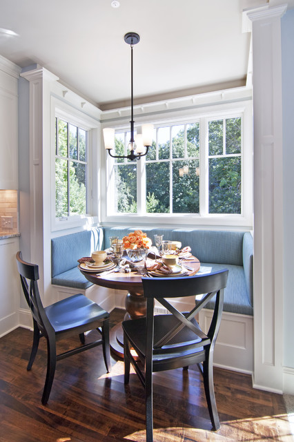 breakfast table lighting
