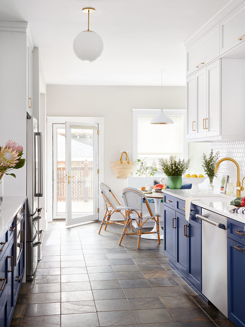 Blue, beach style kitchen