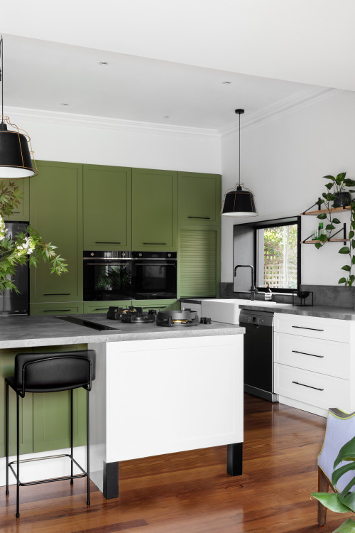 Color Spotlight: Pale Green Kitchen Appliances